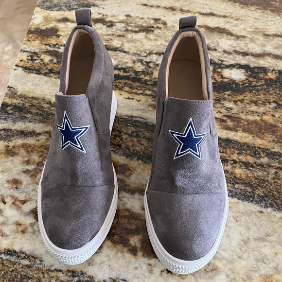 dallas cowboys slip on shoes
